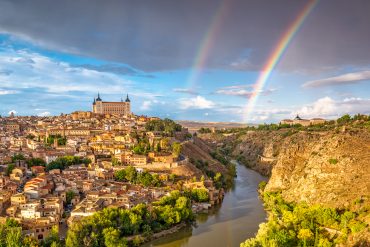 Vista panorámica del casco histórico de Toledo, ideal para una excursión de un día desde Madrid